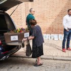 Entrega de los restos de los dos represaliados a sus familias.