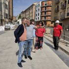 El alcalde, Javier Antón, visita las obras del aparcamiento de Doctrina.