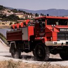 Los bomberos de la Diputación en una intervención.
