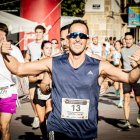 Cientos de corredores en la fiesta del atletismo