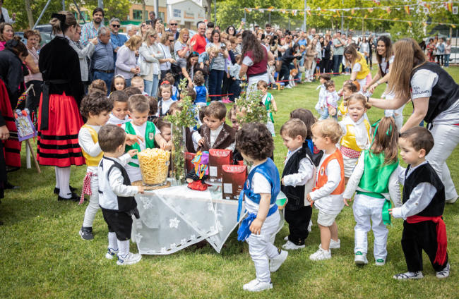 Celebración de las Calderas 2023 en el centro infantil Gloria Fuertes.-GONZALO MONTESEGURO