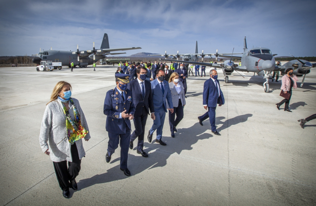 Acto institucional en el aeroparque - Mario Tejedor