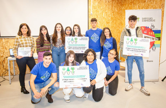 Entrega de premios de las mejores iniciativas emprendedoras. MARIO TEJEDOR (9)