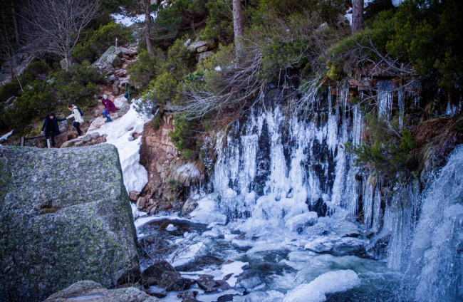 Temperaturas extremas congelan la Laguna negra - MARIO TEJEDOR (16)