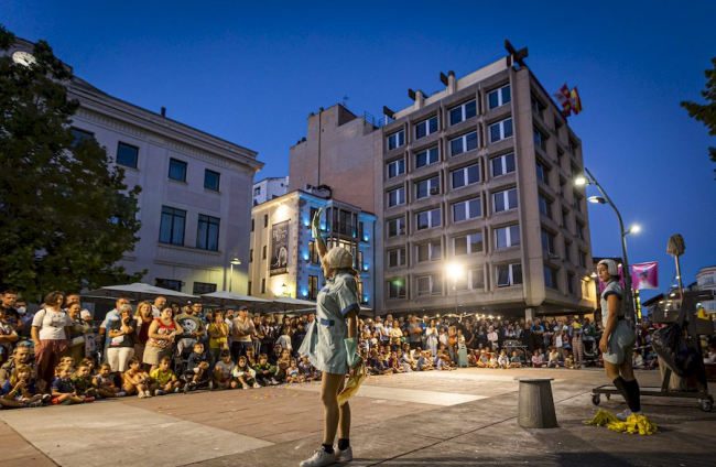 Festival de teatro de calle - MARIO TEJEDOR (49)