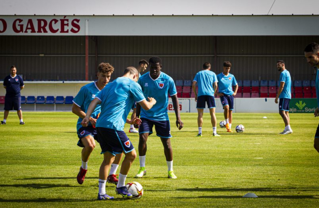 La vuelta del CD Numancia a los entrenamientos - MARIO TEJEDOR (53)