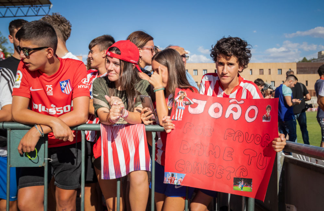 Partido entre el Numancia y el Atlético de Madrid en el Burgo de Osma, Soria.
