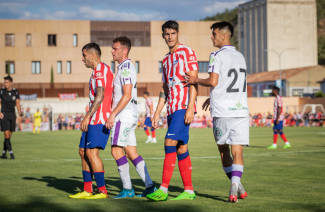 Partido entre el Numancia y el Atlético de Madrid en el Burgo de Osma, Soria.
