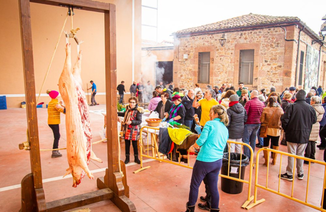 La matanza del cerdo en Garray. MARIO TEJEDOR (31)