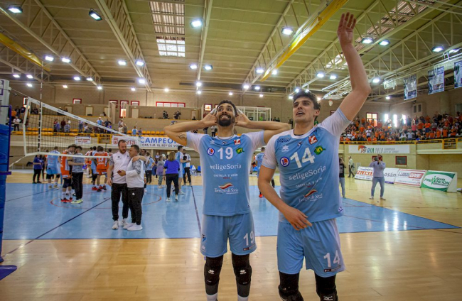 El Río Duero Voley vence a Teruel y se mete a la final. MARIO TEJEDOR (72)