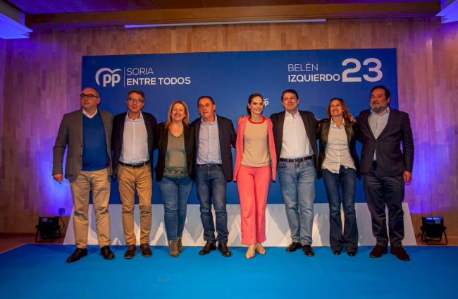 Fernández Mañueco en su visita a Soria. MARIO TEJEDOR (47)