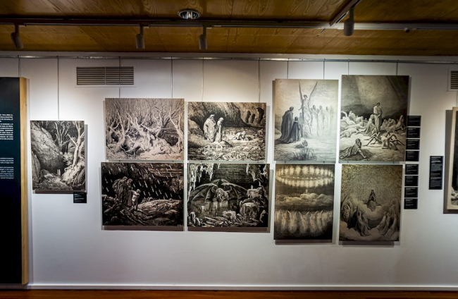 Exposición sobre la Divina comedia de Dante en el Palacio de la Audiencia. MARIO TEJEDOR (1)