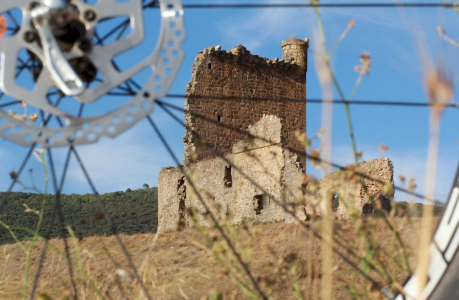 ‘Castillo de camino’. Hinojosa de la Sierra. Javier Dahl