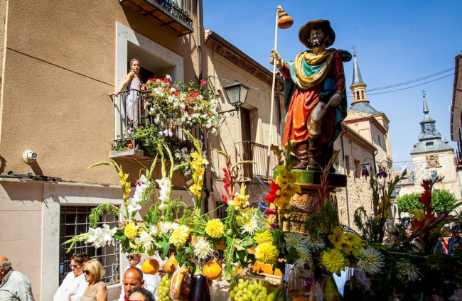 Procesión de San Roque en las fiestas de El Burgo de Osma - MARIO TEJEDOR (29)