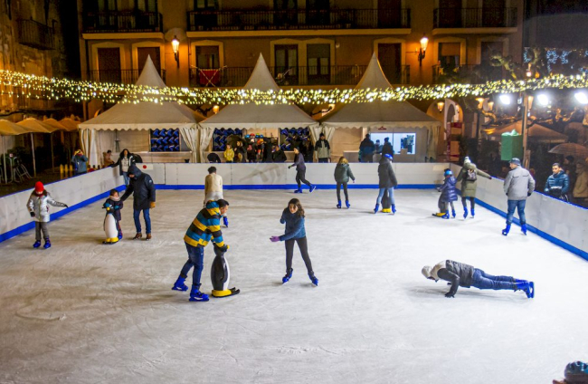 Pista para patinaje sobre hielo. MARIO TEJEDOR (31)