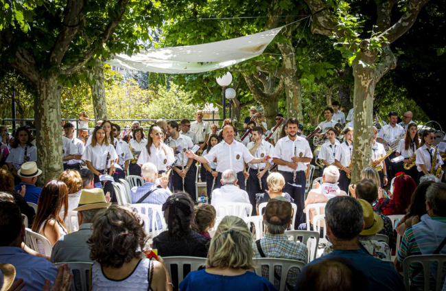 Concierto de sanjuaneras de la Banda municipal de Soria - MARIO TEJEDOR (6)