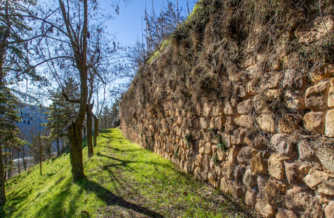 La muralla revela su fuerza en el Castillo. MARIO TEJEDOR (21)