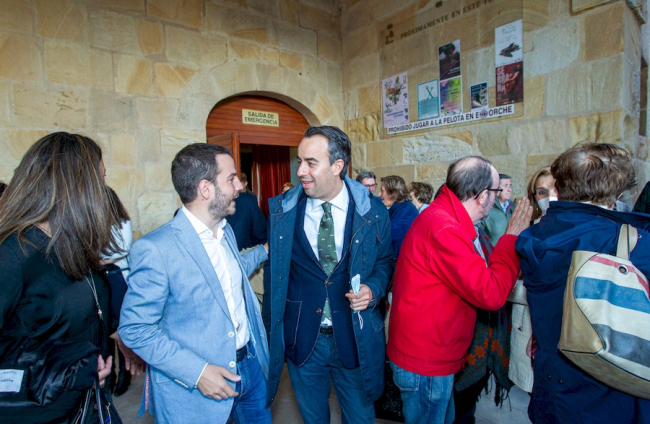 Photocall e invitados a la gala de los premios Numancia (37)