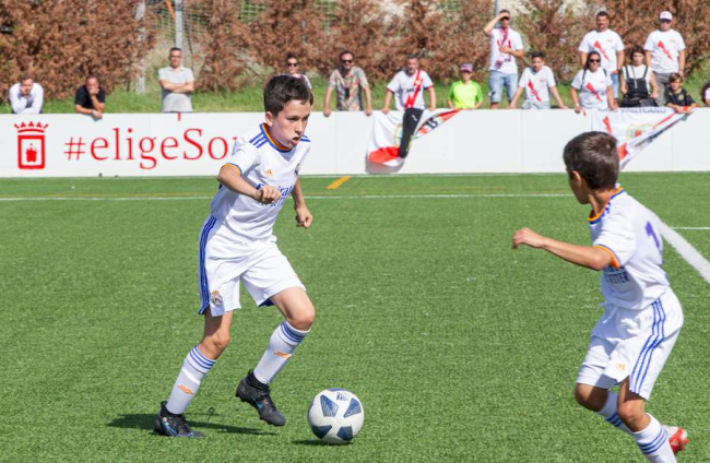 Real Madrid vs Rayo Vallecano Benjamines - MARIO TEJEDOR (11)