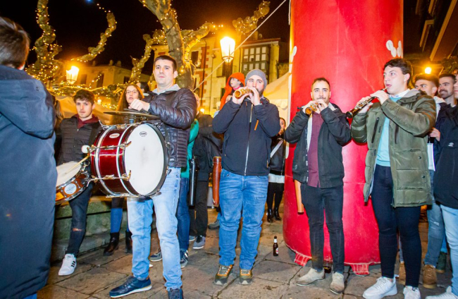 Participantes en la Carrera de Navidad de Soria. MARIO TEJEDOR (63)