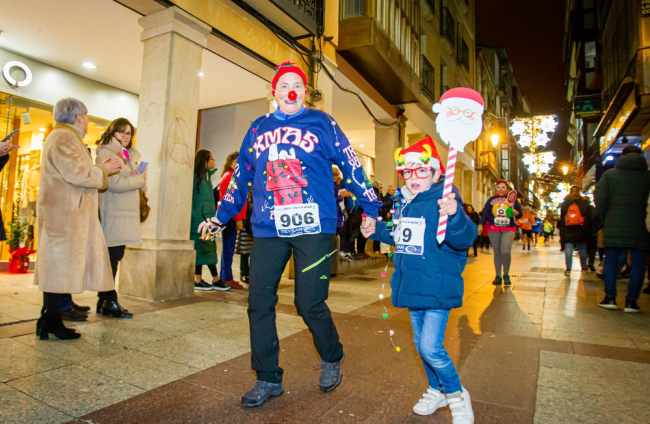 Participantes en la Carrera de Navidad de Soria. MARIO TEJEDOR (68)