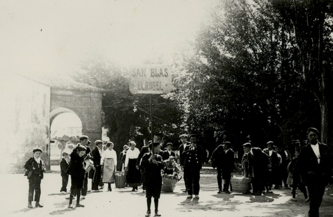 Cuadrilla El Rosel y San Blas en el Domingo de Calderas de 1910. - AHPSo 2288