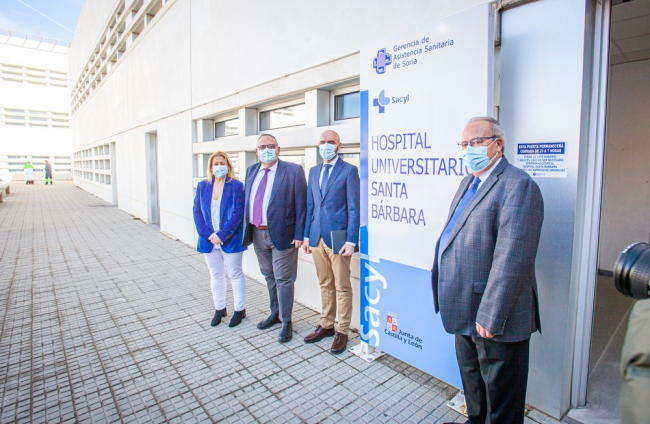 Visita del Consejero de Sanidad al Hospital Santa Bárbara. MARIO TEJEDOR (3)