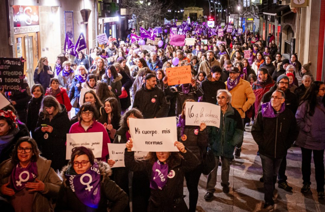 Manifestación del 8M Día Internacional de las Mujeres. MARIO TEJEDOR (34)