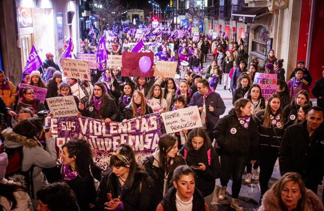 Manifestación del 8M Día Internacional de las Mujeres. MARIO TEJEDOR (35)
