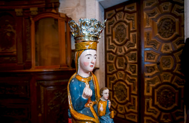 Entrega de las coronas a la Virgen de la Blanca. MARIO TEJEDOR (20)