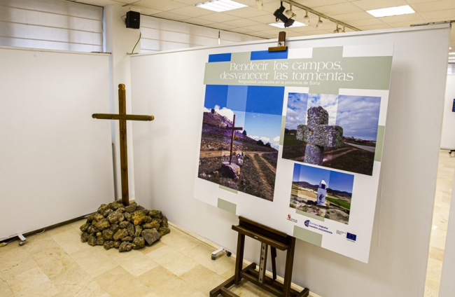 Exposición Bendecir los campos, desvanecer las tormentas - MARIO TEJEDOR (1)