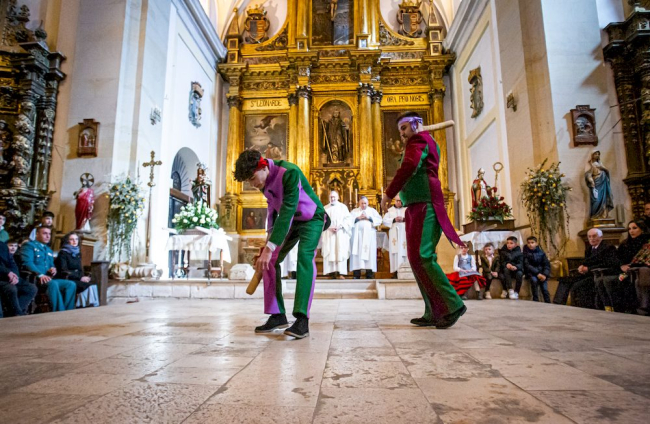 Danzas del paloteo en San Leonardo. MARIO TEJEDOR (4)