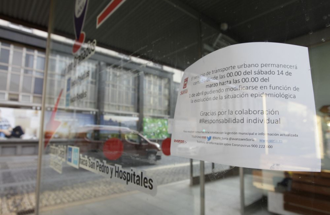 Edificios públicos cerrados y situación en la capital - Fotógrafo Luis Ángel Tejedor (25)
