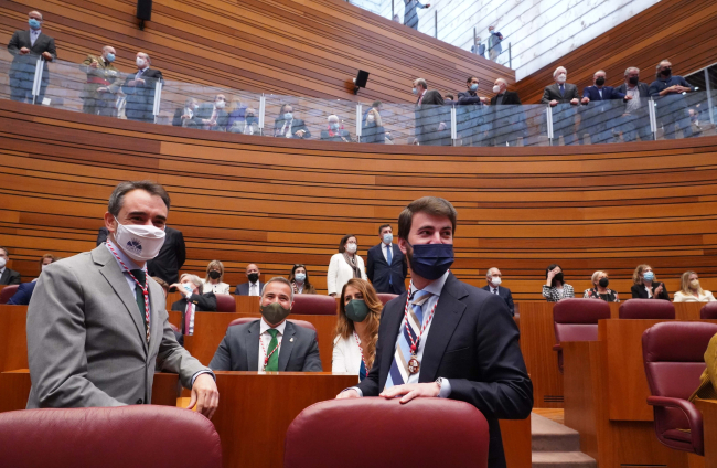 Los procuradores de Vox, Juan García-Gallardo, y José Antonio Palomo.