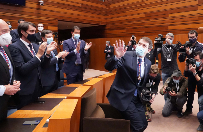 Alfonso Fernández Mañueco toma posesión como presidente de la Junta de Castilla y León