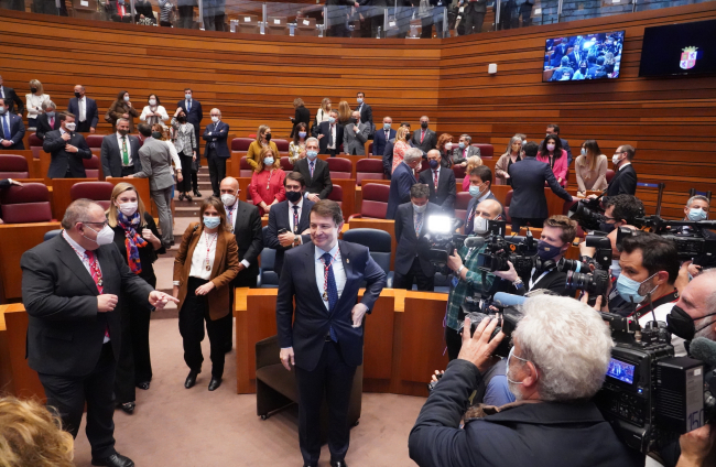 Alfonso Fernández Mañueco toma posesión como presidente de la Junta de Castilla y León
