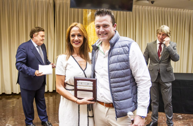 El Ayuntamiento de Soria entrega placas de agradecimiento a los Jurados de 2022. MARIO TEJEDOR (28)