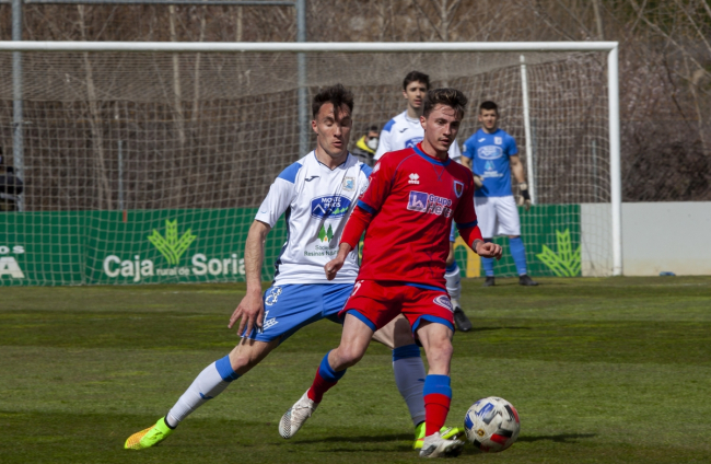 Derbi de tercera Numancia B vs Almazán - Mario Tejedor (28)
