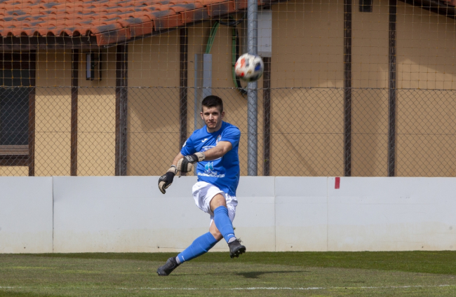 Derbi de tercera Numancia B vs Almazán - Mario Tejedor (18)