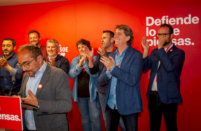El PSOE vuelve a arrasar en la capital. MARIO TEJEDOR (4)