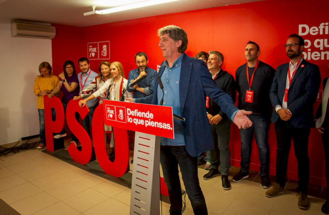 El PSOE vuelve a arrasar en la capital. MARIO TEJEDOR (9)