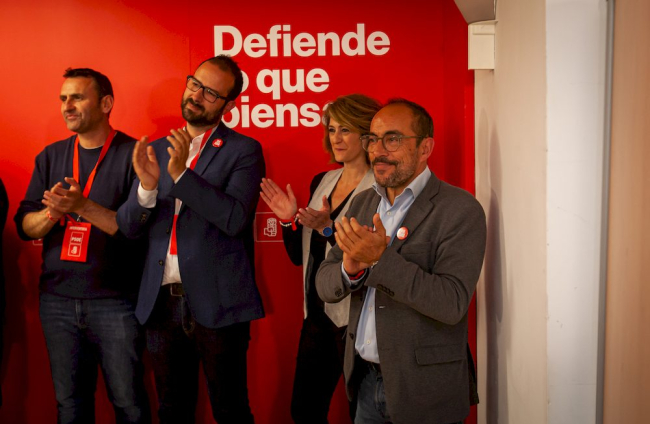 El PSOE vuelve a arrasar en la capital. MARIO TEJEDOR (12)