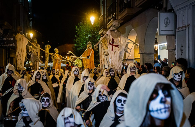 Desfile del Festival de las ánimas. MARIO TEJEDOR (21)