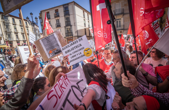 Enfrentamiento entre trabajadores el Primero de Mayo.-GONZALO MONTESEGURO