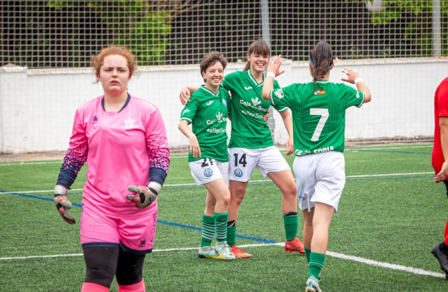 El San José femenino golea en su último partido. MARIO TEJEDOR