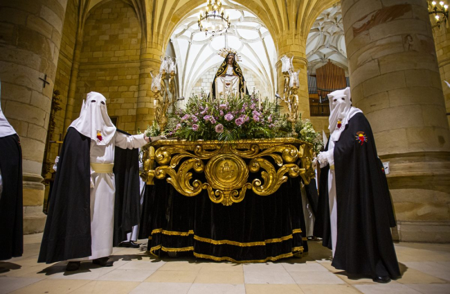 Procesión General de la Cofradía del Santo Entierro de Cristo - MARIO TEJEDOR (94)