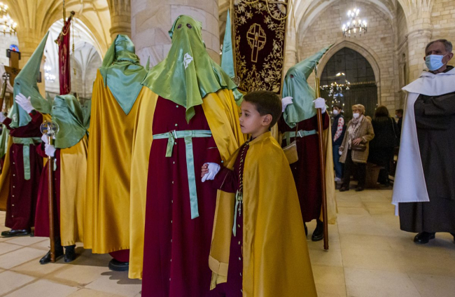Procesión General de la Cofradía del Santo Entierro de Cristo - MARIO TEJEDOR (15)