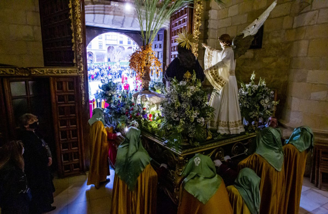 Procesión General de la Cofradía del Santo Entierro de Cristo - MARIO TEJEDOR (19)