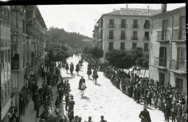 Jueves La Saca en Marqués de Vadillo. Tiburcio Crespo. A. Carrascosa. 1925. AHPSo 185