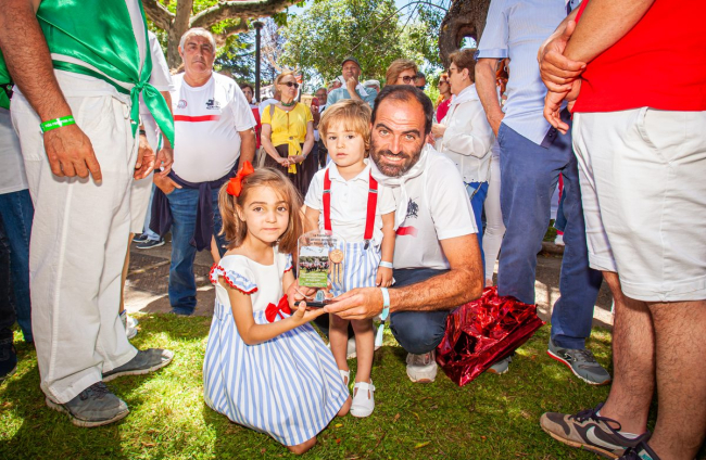 Homenaje a los autores de las sanjuaneras y reconocimiento a los Amigos de la Saca